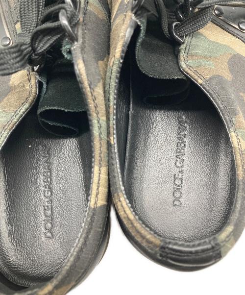 DOLCE & GABBANA（ドルチェ＆ガッバーナ）DOLCE & GABBANA (ドルチェ＆ガッバーナ) カモフラキャンバススニーカー カーキ サイズ:8.5の古着・服飾アイテム