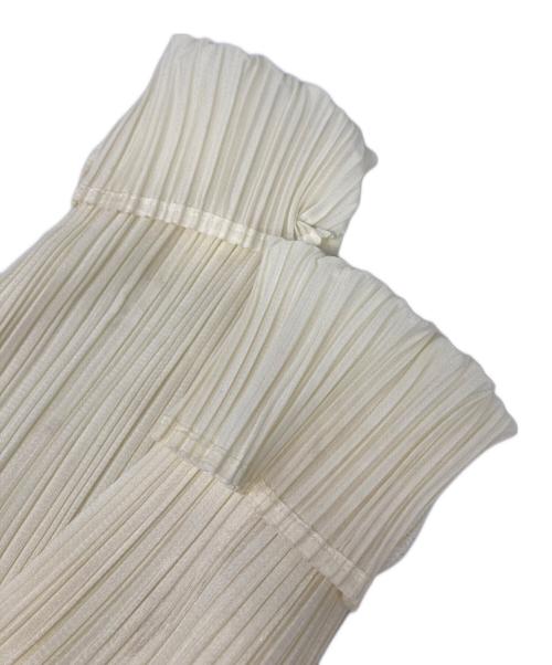 PLEATS PLEASE（プリーツプリーズ）PLEATS PLEASE (プリーツプリーズ) プリーツプルオーバーブラウス アイボリー サイズ:3の古着・服飾アイテム