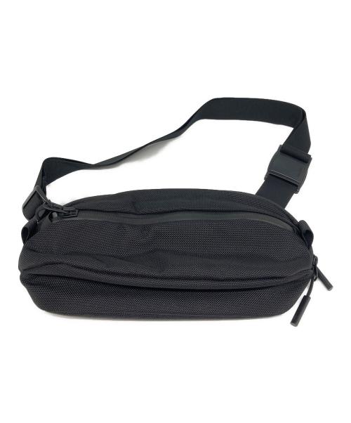 AER（エアー）AER (エアー) day sling 3 /デイスリングボディバッグ ブラック サイズ:なしの古着・服飾アイテム