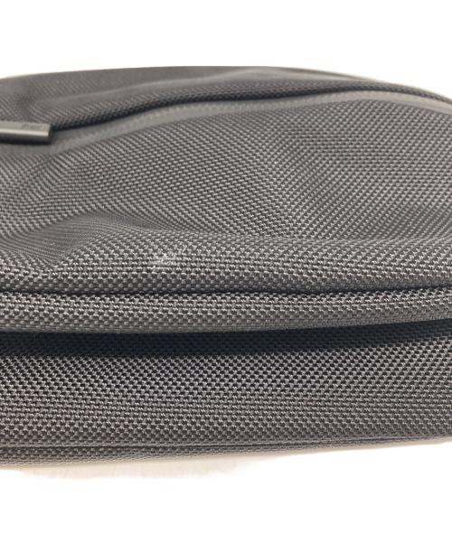 AER（エアー）AER (エアー) day sling 3 /デイスリングボディバッグ ブラック サイズ:なしの古着・服飾アイテム