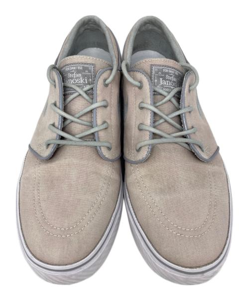 NIKE SB（ナイキエスビー）NIKE SB (ナイキエスビー) FRAGMENT DESIGN (フラグメントデザイン) Zoom Stefan Janoski ローカットスニーカー Wolf Grey/White サイズ:28.5の古着・服飾アイテム