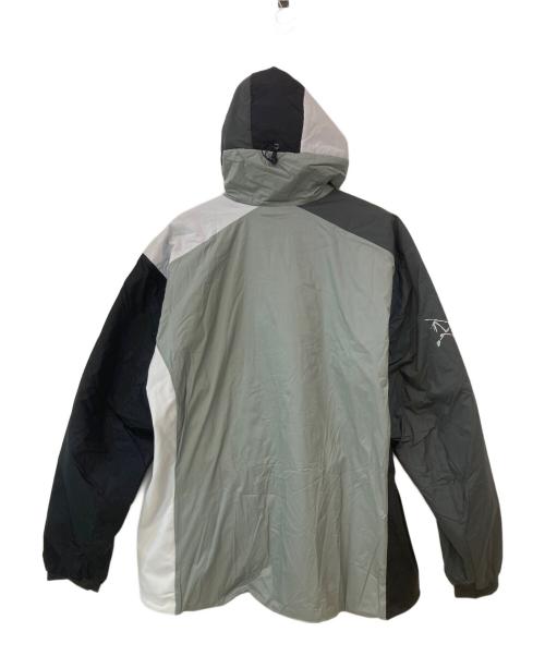 ARC'TERYX（アークテリクス）ARC'TERYX (アークテリクス) BEAMS (ビームス) Wabi-Sabi Atom Hoody グレー サイズ:XXL 未使用品の古着・服飾アイテム