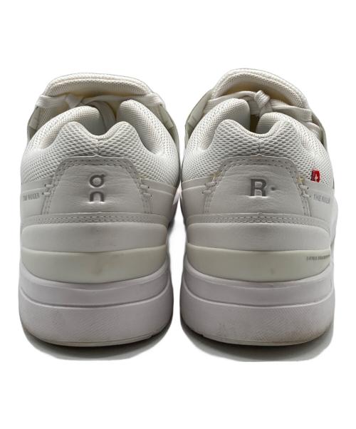 on（オン）on (オン) The Roger Advantage ホワイト サイズ:26.5の古着・服飾アイテム