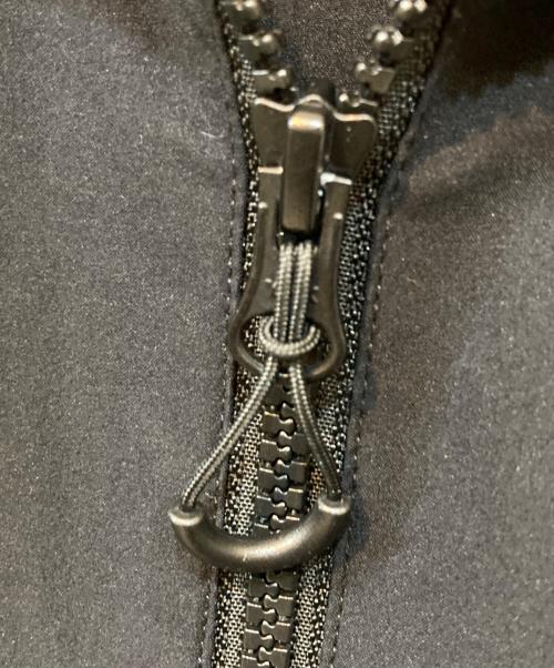 F.C.R.B.（エフシーレアルブリストル）F.C.R.B. (エフシーレアルブリストル) VENTILATION LOGO JACKET/ ベンチレーションロゴジャケット ブラック サイズ:Sの古着・服飾アイテム