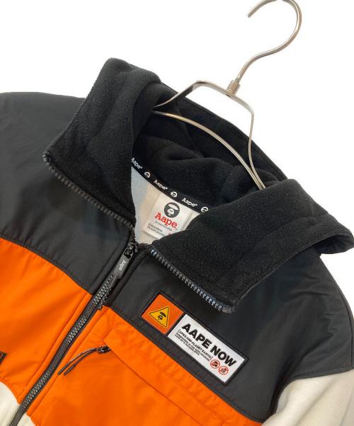 Aape BY A BATHING APE（エーエイプ バイ アベイシングエイプ）Aape BY A BATHING APE (エーエイプ バイ アベイシングエイプ) AAPE PANELLED ZIP HOODIE ホワイト サイズ:Lの古着・服飾アイテム