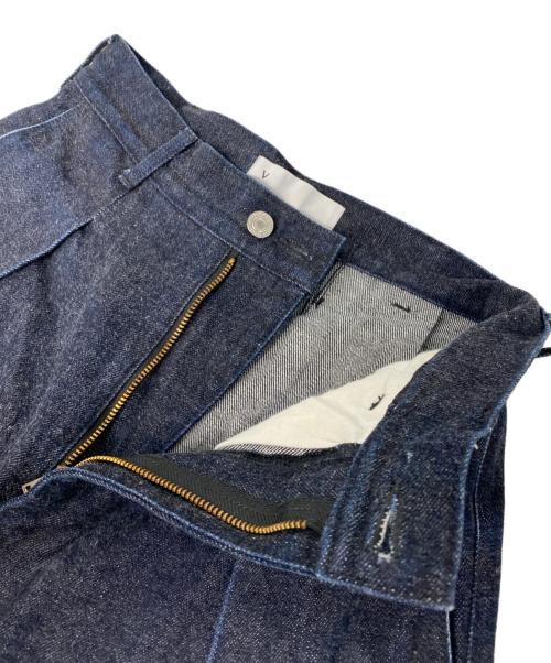 VOAAOV（ヴォアーブ）VOAAOV (ヴォアーブ) デニムタックワイドパンツ インディゴの古着・服飾アイテム