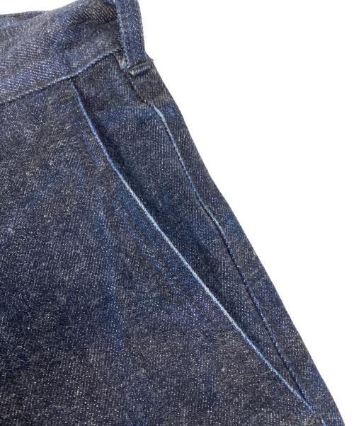 VOAAOV（ヴォアーブ）VOAAOV (ヴォアーブ) デニムタックワイドパンツ インディゴの古着・服飾アイテム