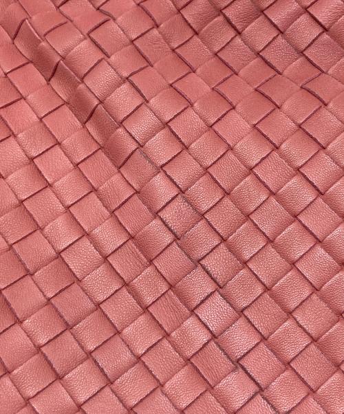 BOTTEGA VENETA（ボッテガベネタ）BOTTEGA VENETA (ボッテガベネタ) イントレチャート ホーボバッグ ピンクの古着・服飾アイテム