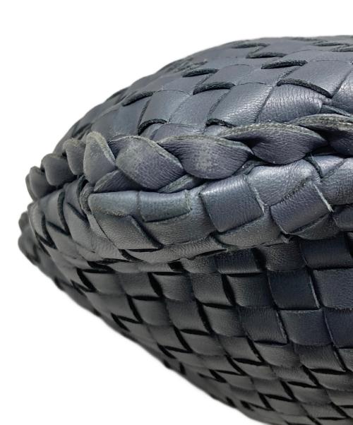 BOTTEGA VENETA（ボッテガベネタ）BOTTEGA VENETA (ボッテガベネタ) イントレチャート ホーボバッグ ネイビーの古着・服飾アイテム