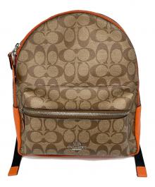 COACH（コーチ）の古着「チャーリー ミディアム シグネチャー リュックサック」｜ベージュ×オレンジ