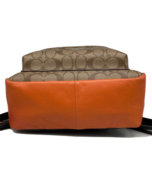 COACH（コーチ）COACH (コーチ) チャーリー ミディアム シグネチャー リュックサック ベージュ×オレンジ サイズ:なしの古着・服飾アイテム