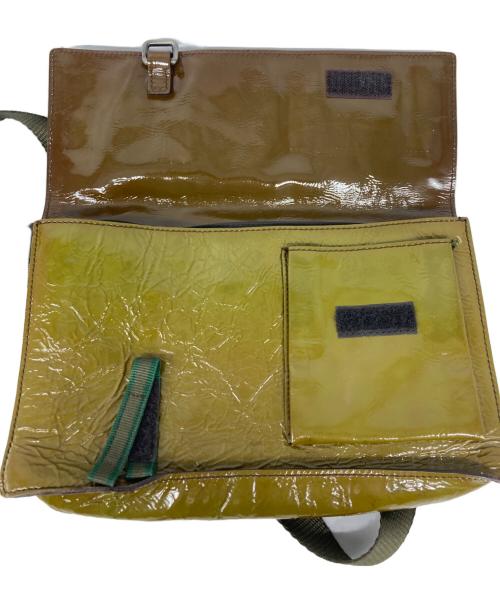 MIU MIU（ミュウミュウ）MIU MIU (ミュウミュウ) エナメルショルダーバッグ オリーブ サイズ:なしの古着・服飾アイテム