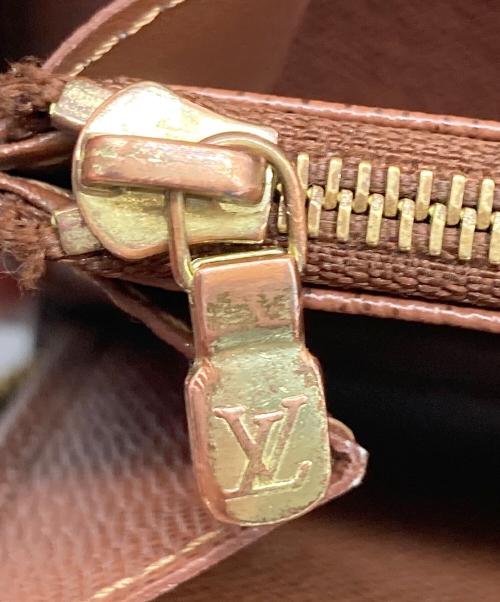 LOUIS VUITTON（ルイ ヴィトン）LOUIS VUITTON (ルイ ヴィトン) ジッピー ウォレット ブラウンの古着・服飾アイテム