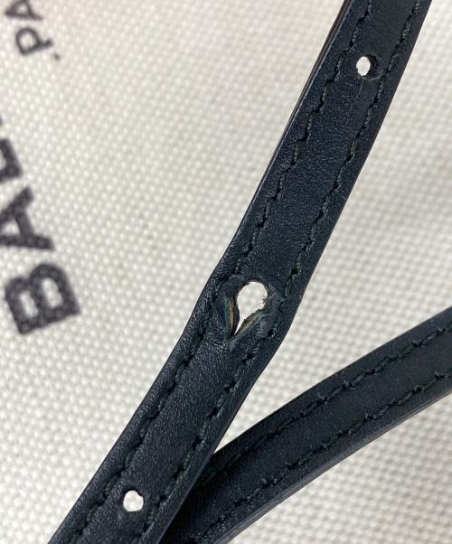 BALENCIAGA（バレンシアガ）BALENCIAGA (バレンシアガ) NAVY POCHETTE キャンバスロゴショルダーバッグ アイボリー×ブラックの古着・服飾アイテム