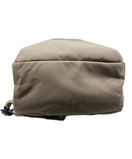 THE NORTH FACE（ザ ノース フェイス）THE NORTH FACE (ザ ノース フェイス) シャトルデイパック / SHUTTLE DAYPACK ベージュの古着・服飾アイテム