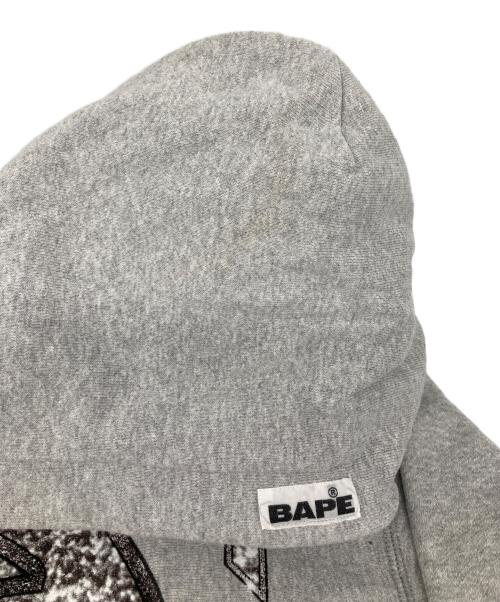 A BATHING APE（ア ベイシング エイプ）A BATHING APE (ア ベイシング エイプ) プリントパーカー グレー サイズ:XSの古着・服飾アイテム