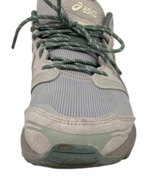 asics（アシックス）asics (アシックス) GEL-TERRAIN ローカットスニーカー Oyster Grey サイズ:24.5の古着・服飾アイテム
