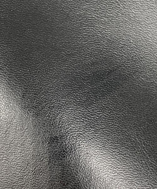 YOUNG & OLSEN The DRYGOODS STORE（ヤングアンドオルセン ザ ドライグッズストア）YOUNG & OLSEN The DRYGOODS STORE (ヤングアンドオルセン ザ ドライグッズストア) FRAMeWORK (フレームワーク) 別注CHARM WIDE BOTTLE BAG ブラックの古着・服飾アイテム