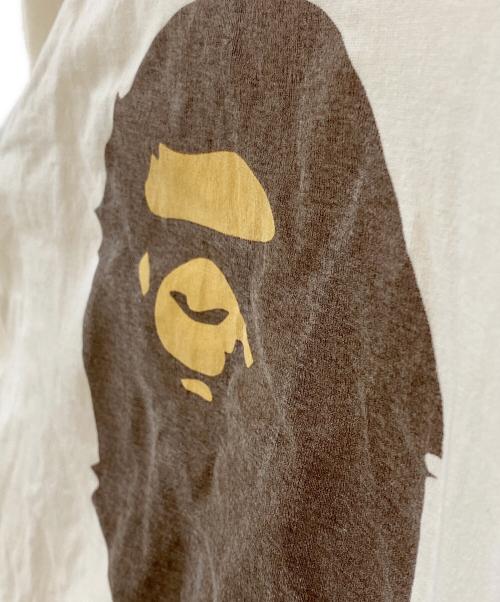 A BATHING APE（アベイシングエイプ）A BATHING APE (アベイシングエイプ) プリントカットソー ホワイト サイズ:Lの古着・服飾アイテム