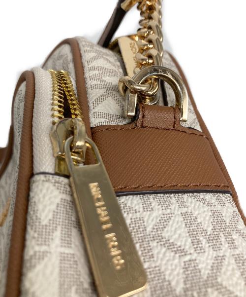 MICHAEL KORS（マイケル・コース）MICHAEL KORS (マイケル・コース) JET SET TRAVEL MD NS CHAIN XBODY /ジェット・セット・トラベル・ミディアム・ノースサウス・チェーン・クロスボディ　バッグ グレー サイズ:なしの古着・服飾アイテム