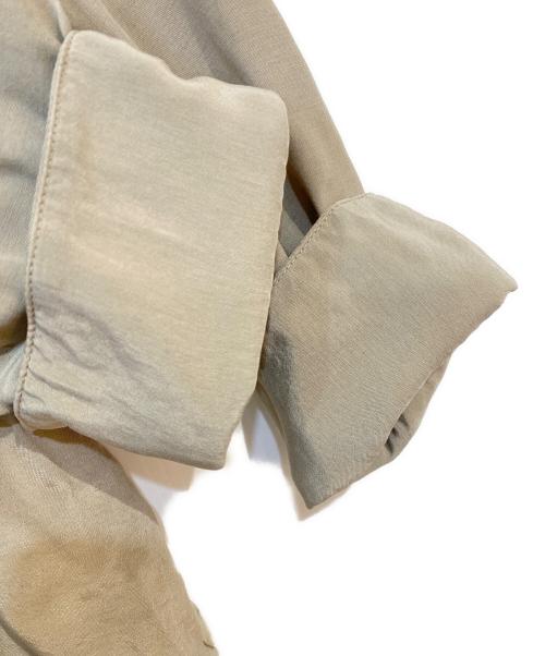 Col Pierrot（コルピエロ）Col Pierrot (コルピエロ) L'Appartement (アパルトモン) 別注 2way shirts ベージュ サイズ:FREEの古着・服飾アイテム