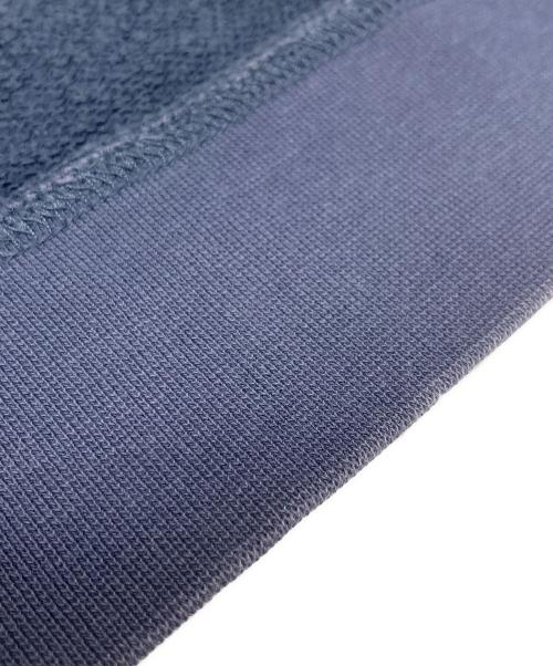 maison kitsune（メゾンキツネ）maison kitsune (メゾンキツネ) エンブロイダリークルーネックスウェット ネイビー サイズ:A3の古着・服飾アイテム