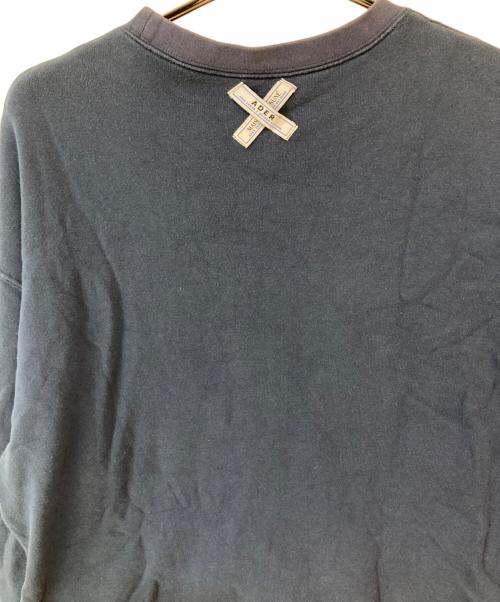 maison kitsune（メゾンキツネ）maison kitsune (メゾンキツネ) エンブロイダリークルーネックスウェット ネイビー サイズ:A3の古着・服飾アイテム