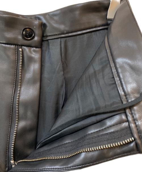 RETROVE（リトローヴ）RETROVE (リトローヴ) ARTIFICAL LEATHER PANTS ブラック サイズ:38の古着・服飾アイテム