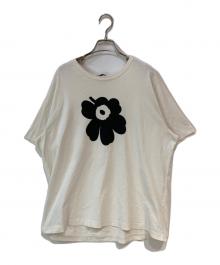 marimekko（マリメッコ）の古着「Erna Unikko Placement Tシャツ」｜ホワイト