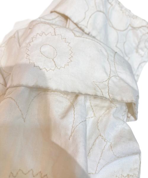 marimekko（マリメッコ）marimekko (マリメッコ) ウニッコ刺繍コットンシャツ ホワイト サイズ:36の古着・服飾アイテム