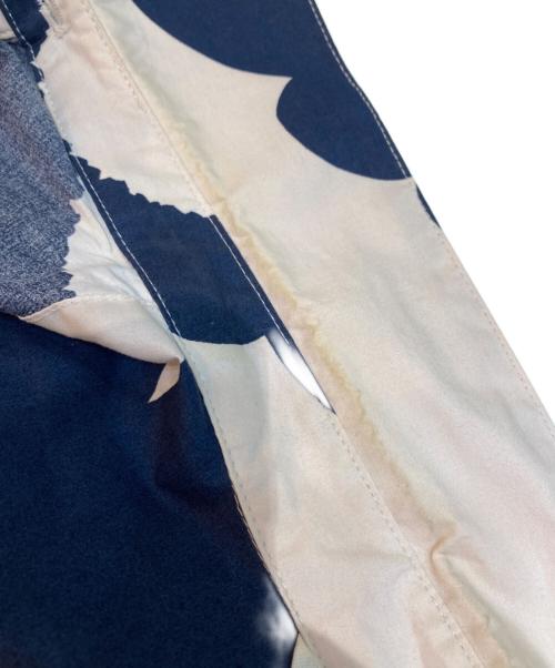 marimekko（マリメッコ）marimekko (マリメッコ) ウニッコ柄ワンピース ベージュ×ネイビー サイズ:38の古着・服飾アイテム