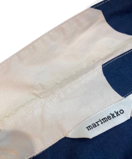 marimekko（マリメッコ）marimekko (マリメッコ) ウニッコ柄ワンピース ベージュ×ネイビー サイズ:38の古着・服飾アイテム