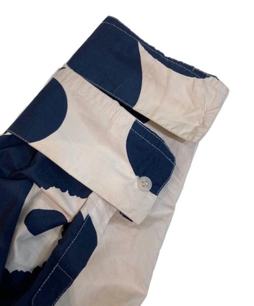 marimekko（マリメッコ）marimekko (マリメッコ) ウニッコ柄ワンピース ベージュ×ネイビー サイズ:38の古着・服飾アイテム