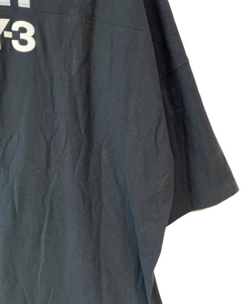 Y-3（ワイスリー）Y-3 (ワイスリー) OVERSIZED SS TEE - STRIPES / オーバーサイズ 3ストライプ バックロゴ Tシャツ ブラック サイズ:Sの古着・服飾アイテム