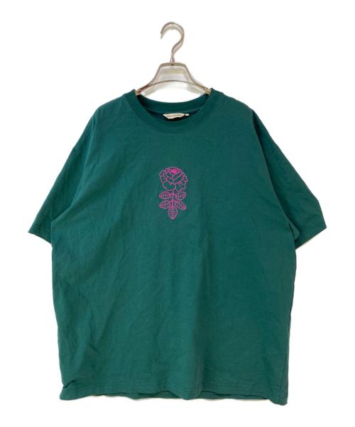 marimekko（マリメッコ）marimekko (マリメッコ) Linjat Vihkiruusu Placement Tシャツ グリーン サイズ:Lの古着・服飾アイテム