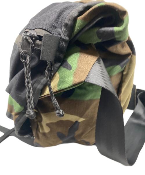 MYSTERY RANCH（ミステリーランチ）MYSTERY RANCH (ミステリーランチ) INVADER カモフラ柄 メッセンジャーバッグ グリーン サイズ:なしの古着・服飾アイテム
