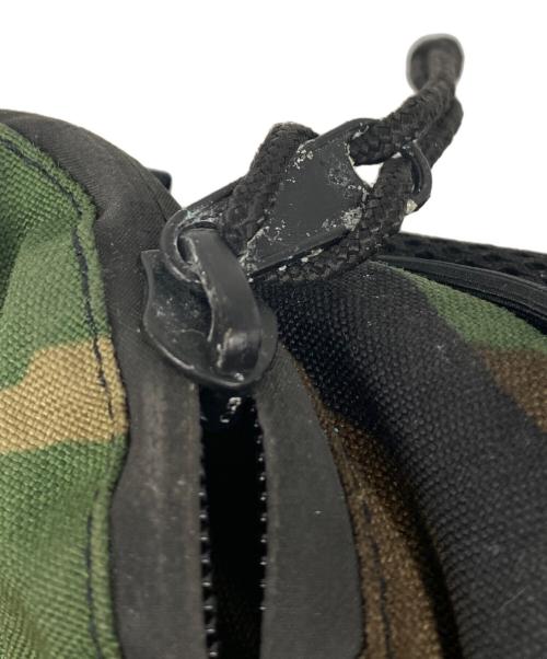 MYSTERY RANCH（ミステリーランチ）MYSTERY RANCH (ミステリーランチ) INVADER カモフラ柄 メッセンジャーバッグ グリーン サイズ:なしの古着・服飾アイテム