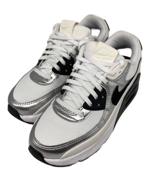 NIKE（ナイキ）NIKE (ナイキ) AIR MAX 90 LV8 エア マックス 90 エレベイト  ローカットスニーカー 100WHT/BLK サイズ:23の古着・服飾アイテム