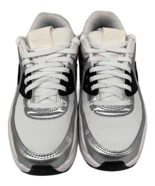 NIKE（ナイキ）NIKE (ナイキ) AIR MAX 90 LV8 エア マックス 90 エレベイト  ローカットスニーカー 100WHT/BLK サイズ:23の古着・服飾アイテム