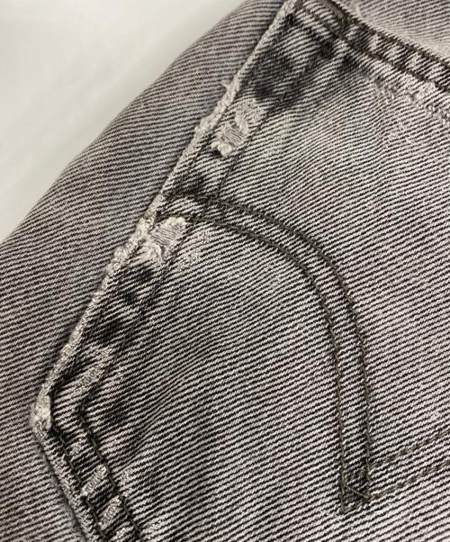 LEVI'S（リーバイス）LEVI'S (リーバイス) 550 RELAXED FIT デニムパンツ グレー サイズ:W33の古着・服飾アイテム