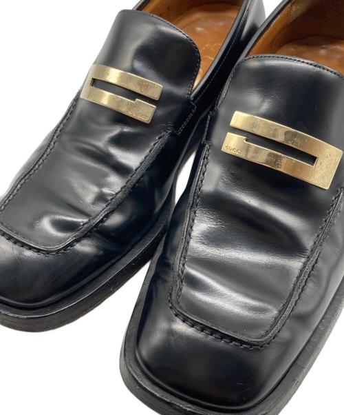 GUCCI（グッチ）GUCCI (グッチ) Gプレート スクエアトゥローファー ブラック サイズ:40　1/2　Eの古着・服飾アイテム