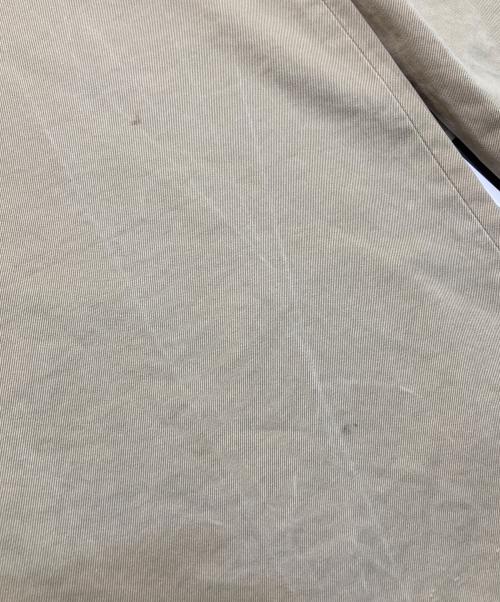 AURALEE（オーラリー）AURALEE (オーラリー) 17AW WASHED FINX CHINO WIDE TUCK PANTS ベージュの古着・服飾アイテム