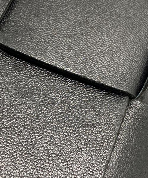 BOTTEGA VENETA（ボッテガベネタ）BOTTEGA VENETA (ボッテガベネタ) SMALL CASSETTE スモール カセット バケットバッグ ブラックの古着・服飾アイテム