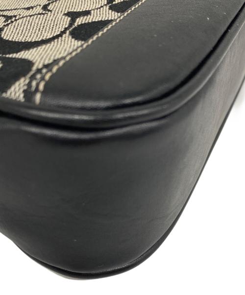 COACH（コーチ）COACH (コーチ) シグネチャーデミポーチ ワンショルダーバッグ ブラックの古着・服飾アイテム