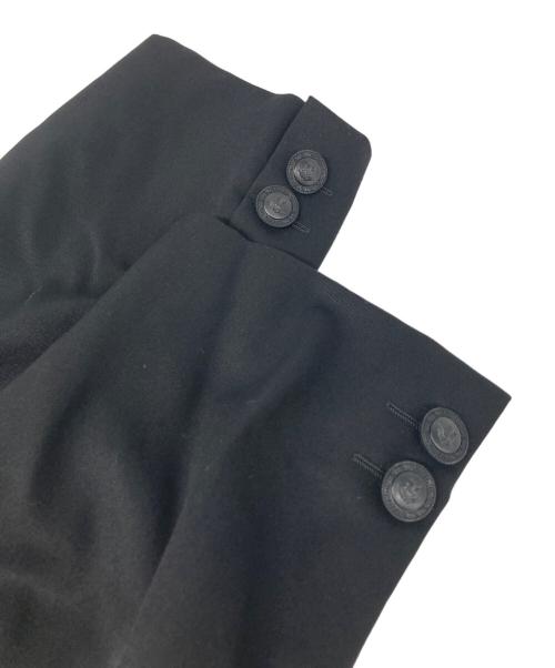 GIANNI VERSACE（ジャンニ・ヴェルサーチ）GIANNI VERSACE (ジャンニ・ヴェルサーチ) メデューサボタン セットアップスーツ ブラック サイズ:52の古着・服飾アイテム