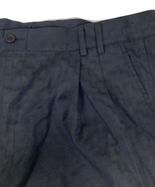 GIANNI VERSACE（ジャンニ・ヴェルサーチ）GIANNI VERSACE (ジャンニ・ヴェルサーチ) ダブルブレステッド セットアップスーツ ネイビー サイズ:56の古着・服飾アイテム