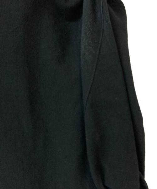 Mame Kurogouchi（マメクロゴウチ）Mame Kurogouchi (マメクロゴウチ) Crepe Deep V-Neck Dress ブラック サイズ:2の古着・服飾アイテム
