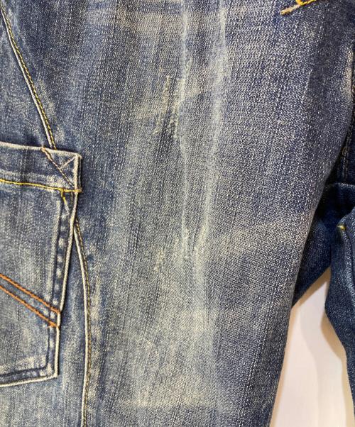 ARMANI EXCHANGE（アルマーニ エクスチェンジ）ARMANI EXCHANGE (アルマーニ エクスチェンジ) ユーズド加工デニム7分丈パンツ ブルー サイズ:W 29の古着・服飾アイテム
