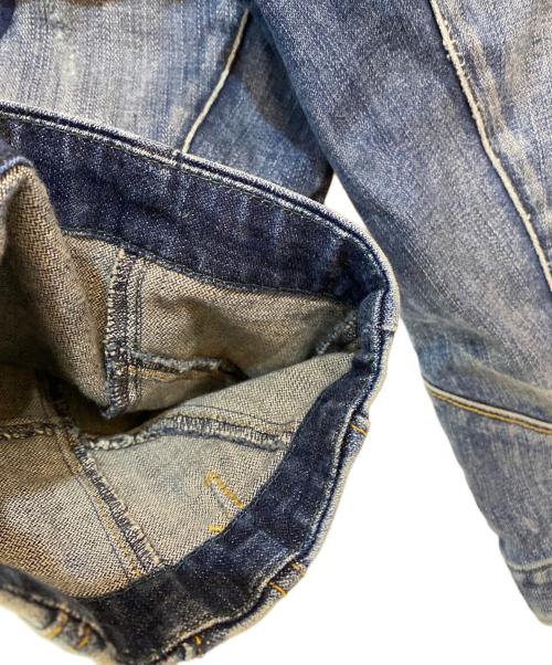 ARMANI EXCHANGE（アルマーニ エクスチェンジ）ARMANI EXCHANGE (アルマーニ エクスチェンジ) ユーズド加工デニム7分丈パンツ ブルー サイズ:W 29の古着・服飾アイテム