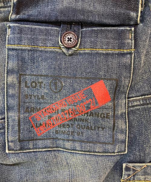 ARMANI EXCHANGE（アルマーニ エクスチェンジ）ARMANI EXCHANGE (アルマーニ エクスチェンジ) ユーズド加工デニム7分丈パンツ ブルー サイズ:W 29の古着・服飾アイテム